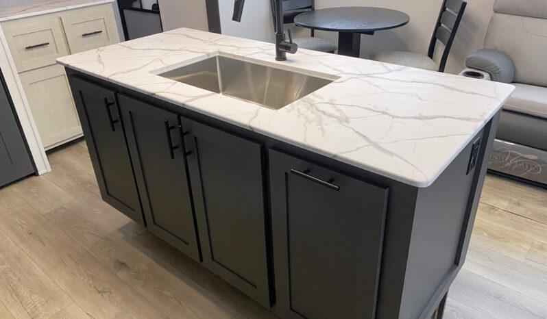 2026 Shasta Oasis 33RLTS full