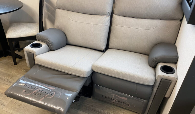 2026 Shasta Oasis 33RLTS full