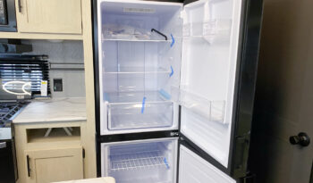 2026 Shasta Oasis 33RLTS full