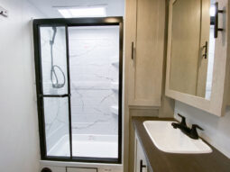 2026 Shasta Oasis 33RLTS full