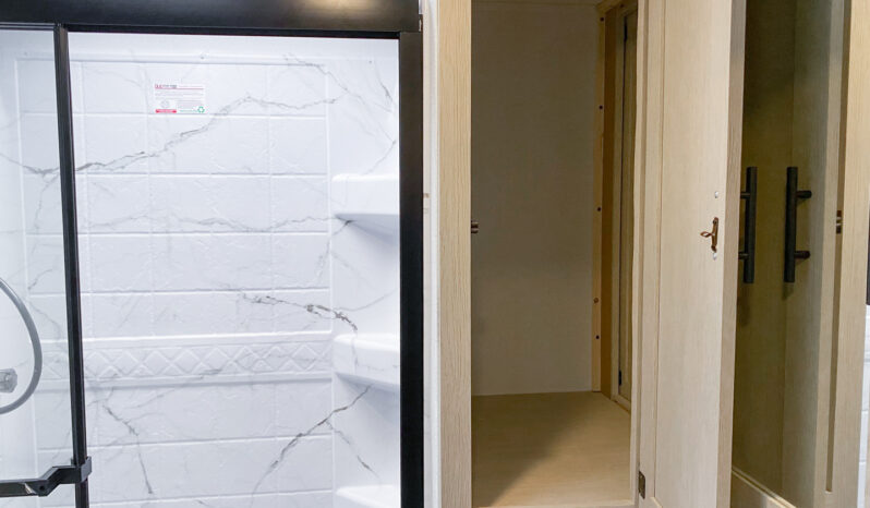 2026 Shasta Oasis 33RLTS full