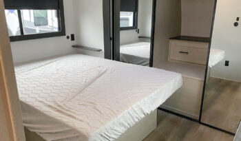 2026 Shasta Oasis 33RLTS full