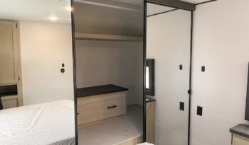 2026 Shasta Oasis 33RLTS full