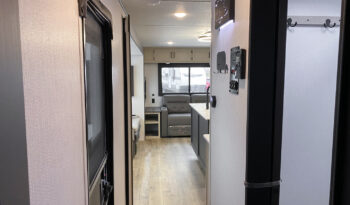 2026 Shasta Oasis 33RLTS full