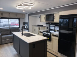 2026 Shasta Oasis 33RLTS full