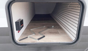 2025 Shasta Oasis 18FQ full