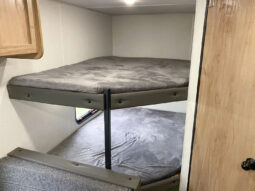 2024 Cherokee Wolf Den 26EV full