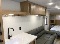 2024 Cherokee Wolf Den 26EV full