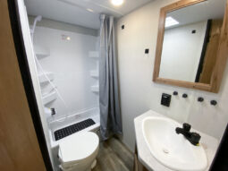 2024 Cherokee Wolf Den 26EV full