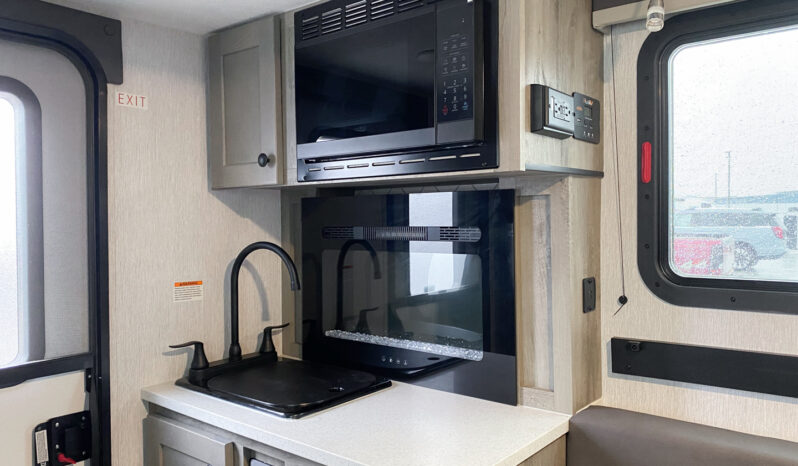 2026 Sunset Park RV Sun Trek 550 full