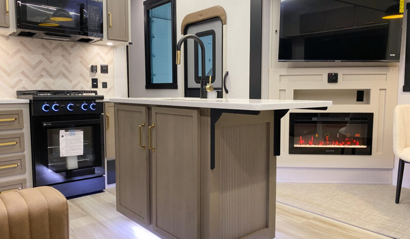 2026 Salem Hemisphere 286RL full