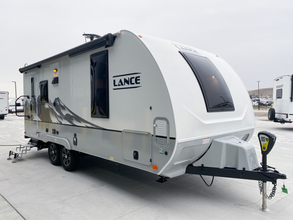 2025 Lance 1995