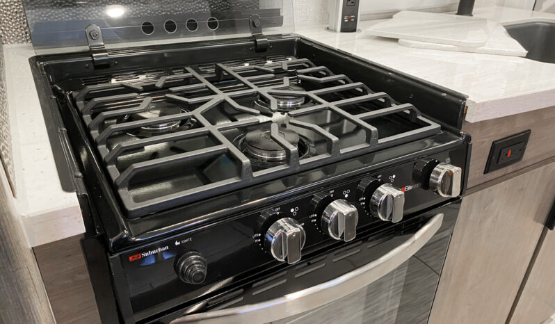 2025 Lance 1995 full