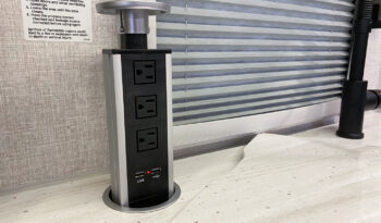 2025 Lance 1995 full