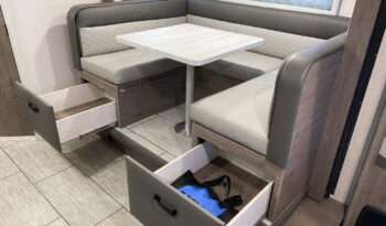 2025 Lance 1995 full