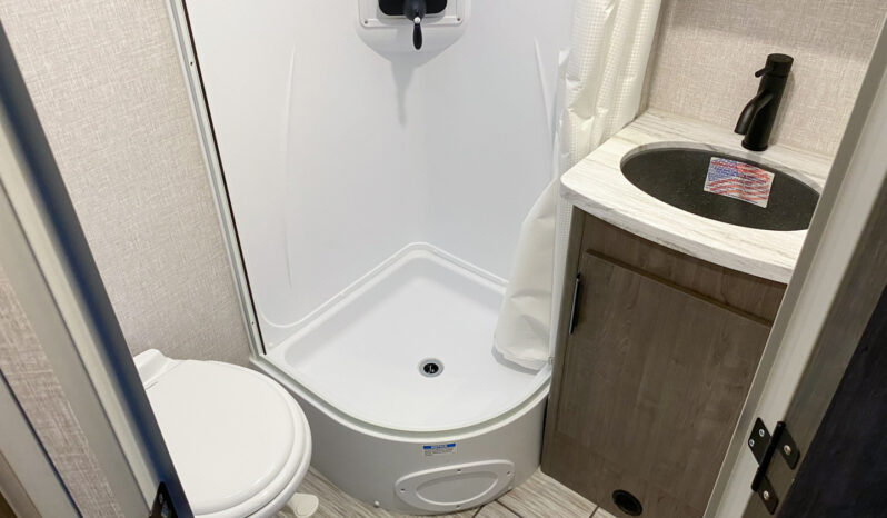 2025 Lance 1995 full