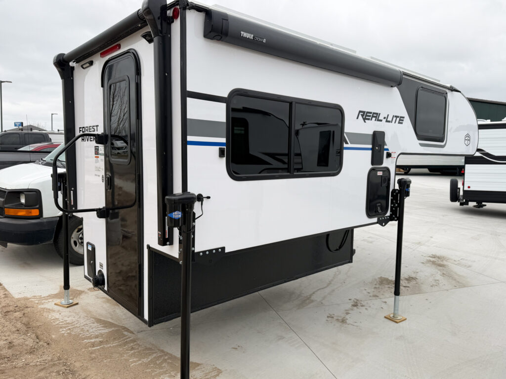 2026 Palomino Real Lite HS-1803