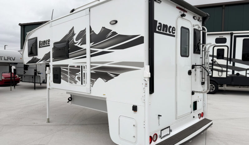 2026 Lance 1062 full