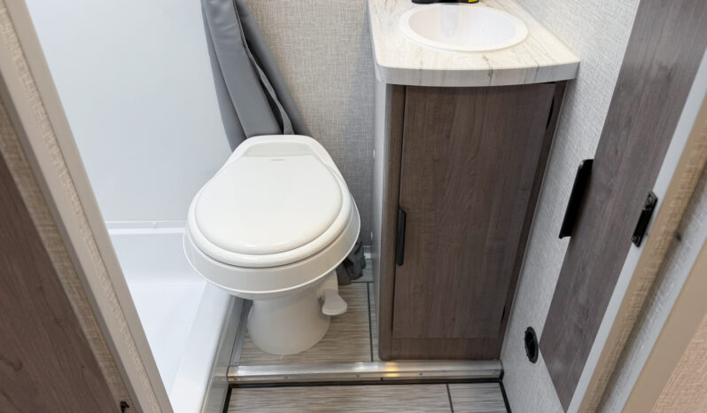 2026 Lance 1062 full