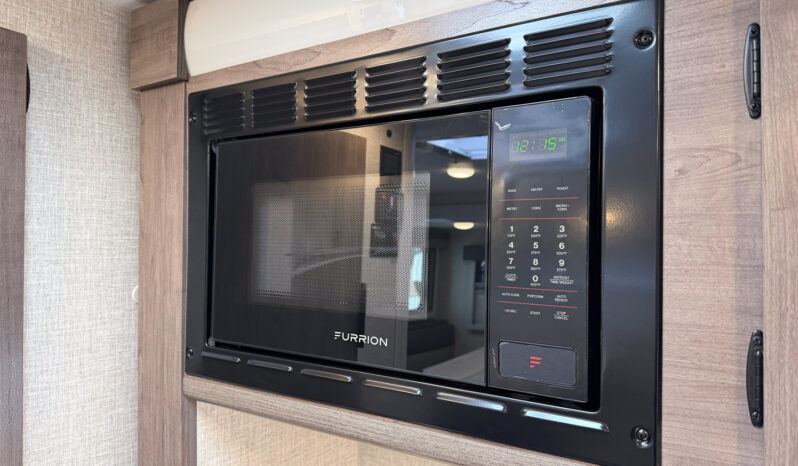 2026 Lance 1062 full