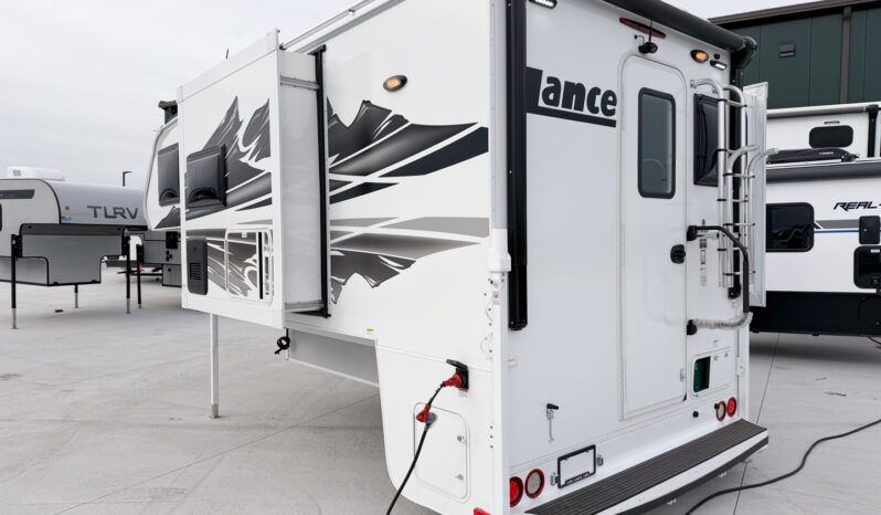 2026 Lance 1062 full