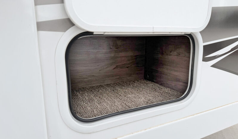 2026 Lance 1062 full