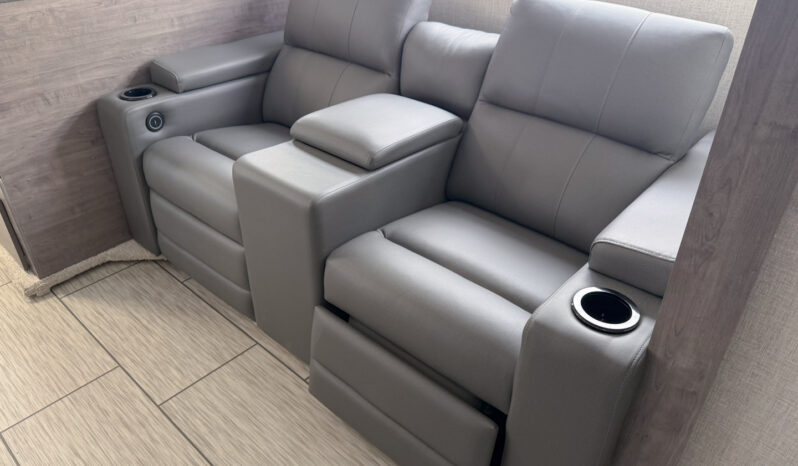 2025 Lance Squire SQ26 full