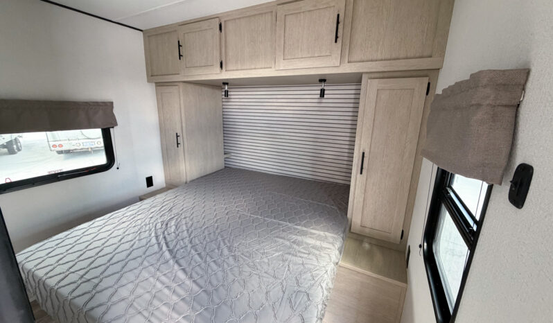 2026 Shasta Oasis I-5 527BHS full