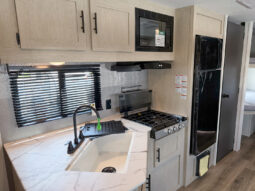 2026 Shasta Oasis I-5 527BHS full