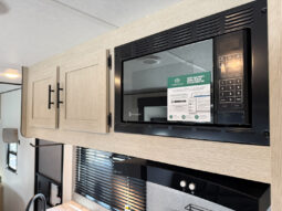 2026 Shasta Oasis I-5 527BHS full
