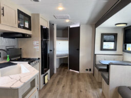 2026 Shasta Oasis I-5 527BHS full