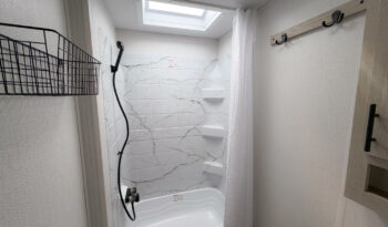 2026 Shasta Oasis I-5 527BHS full