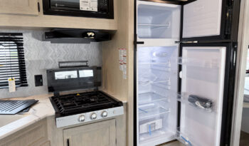 2026 Shasta Oasis I-5 527BHS full