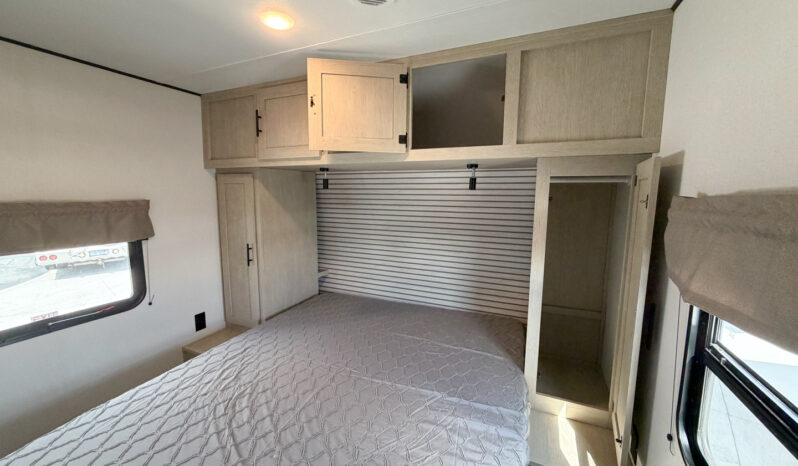 2026 Shasta Oasis I-5 527BHS full