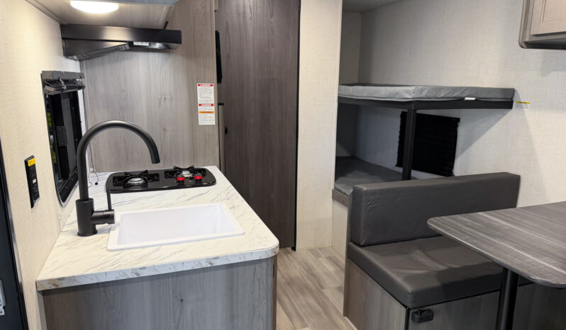 2024 Hideout 175BH full