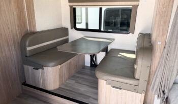 2021 Minnie 2100BH full