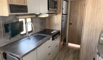 2021 Minnie 2100BH full