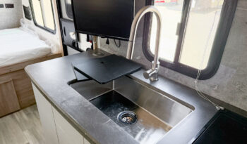 2021 Minnie 2100BH full