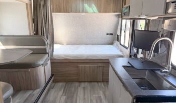 2021 Minnie 2100BH full