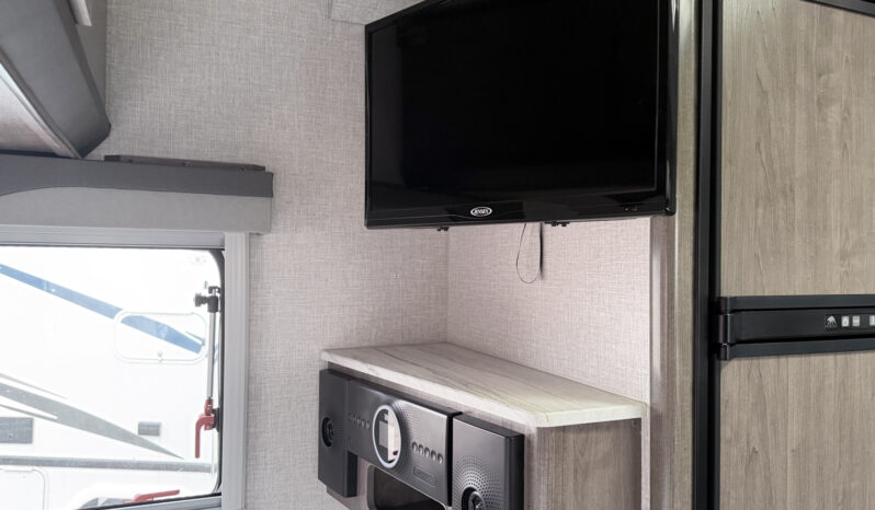 2024 Lance 1685 full