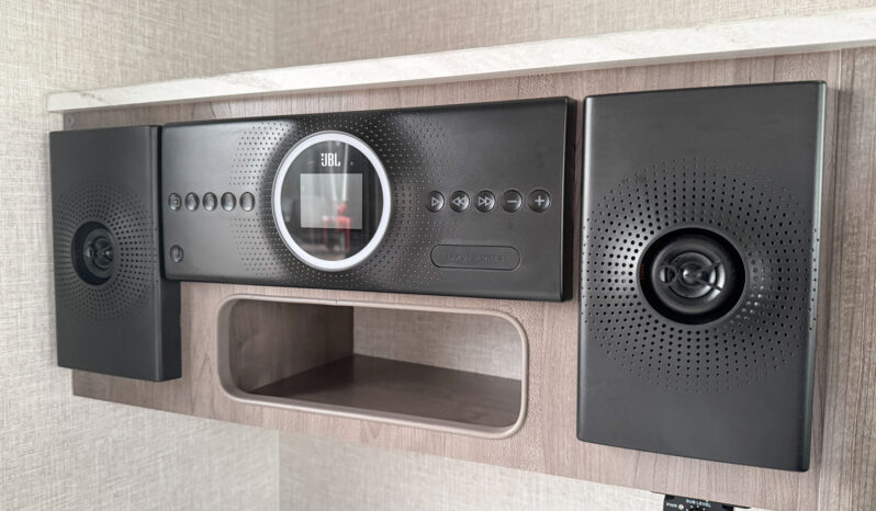 2024 Lance 1685 full