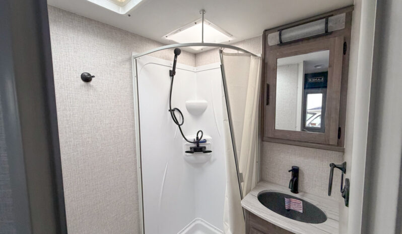 2024 Lance 1685 full