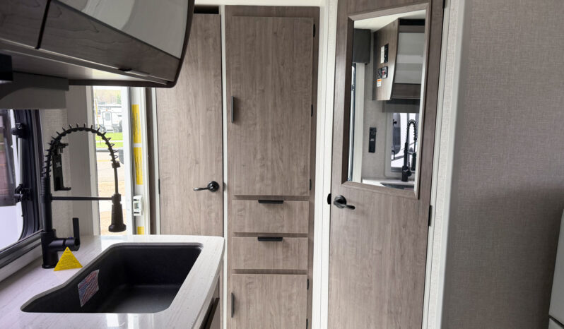 2024 Lance 1685 full