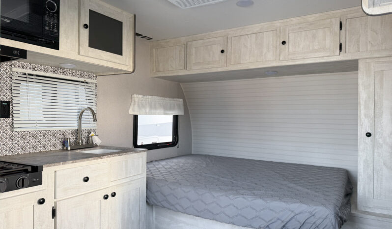 2024 Shasta 16RE full