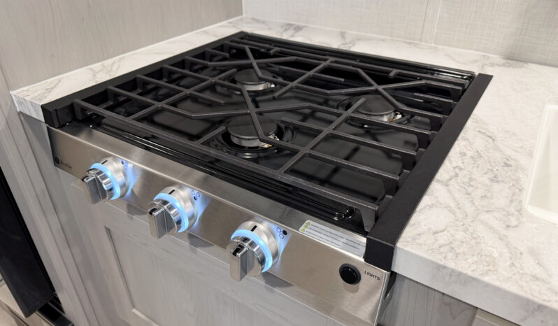 2026 Viking 25QBH full