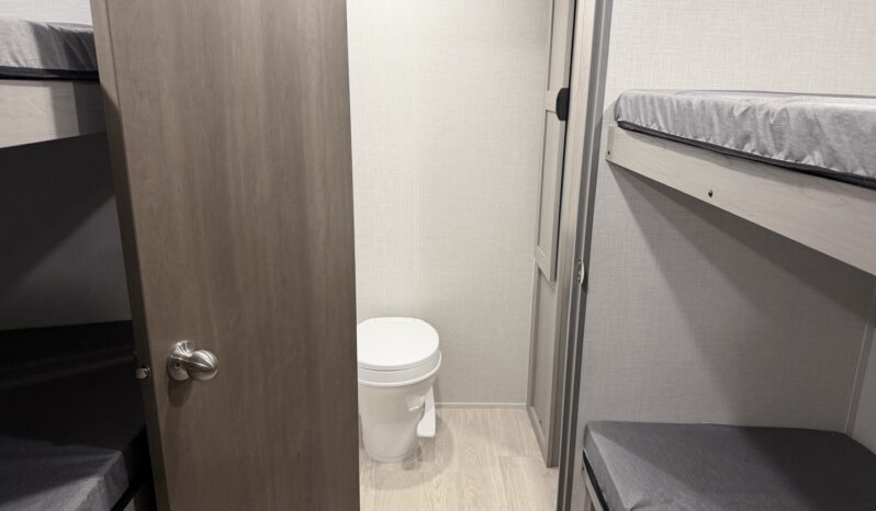 2026 Viking 25QBH full