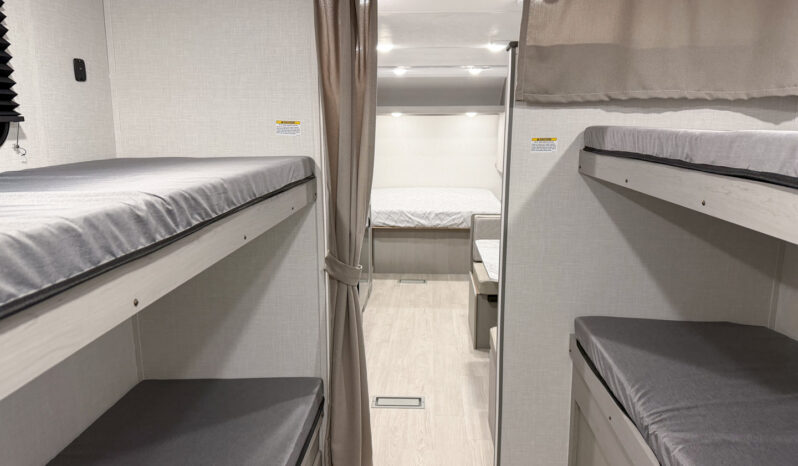 2026 Viking 25QBH full