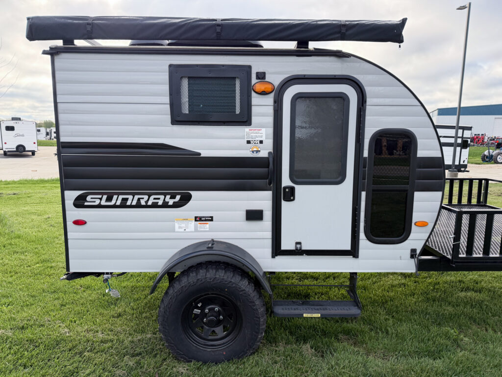 2026 Sunset Park RV SunRay 109E