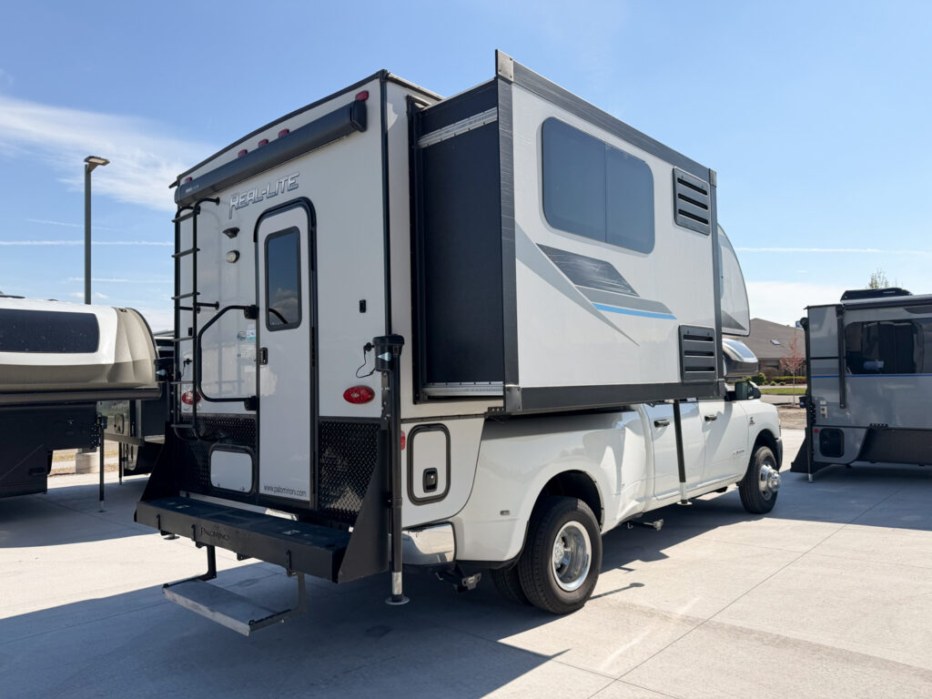 2026 Palomino Real Lite HS-1914 COMBO SP