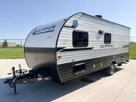 2022 Coachmen Clipper 182DBU